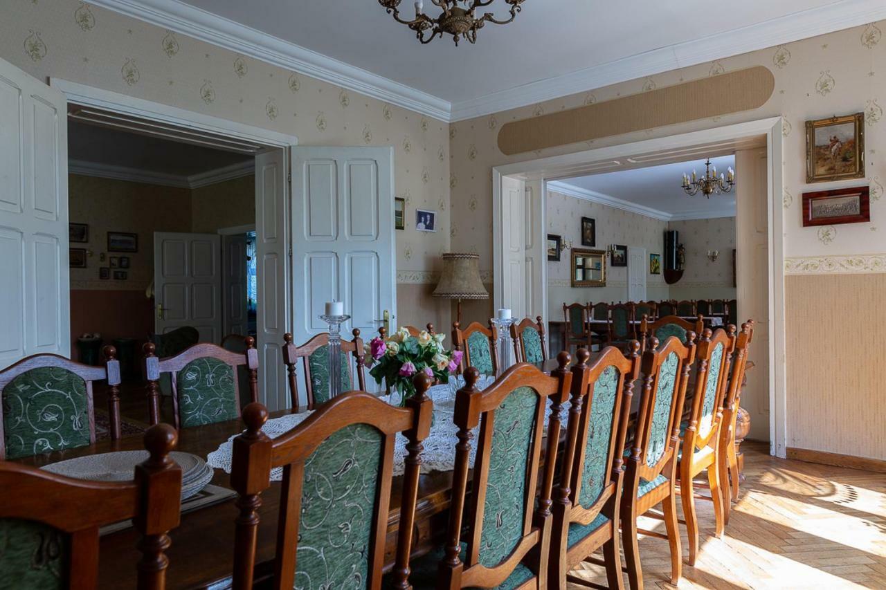 Palac Pozorty Badki Экстерьер фото